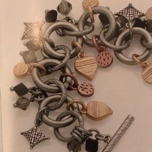 Lia Sophia - 8" Charm Bracelet